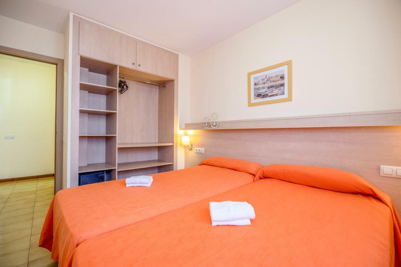 Rentalmar Azahar Salou Esterno foto