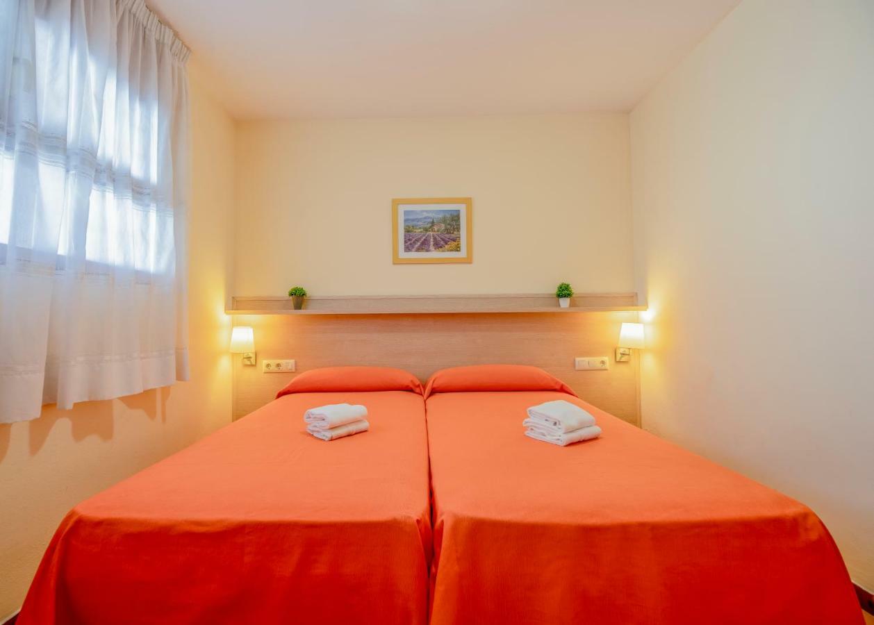 Rentalmar Azahar Salou Esterno foto